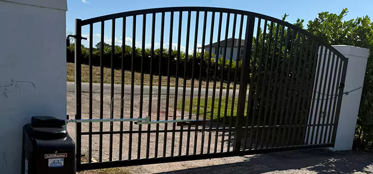 Driveway Fence Repair Maple Grove
