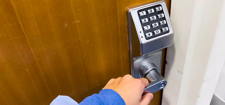 Why Choose Us for Your Keypad Lock Needs in Maple Grove, MN?